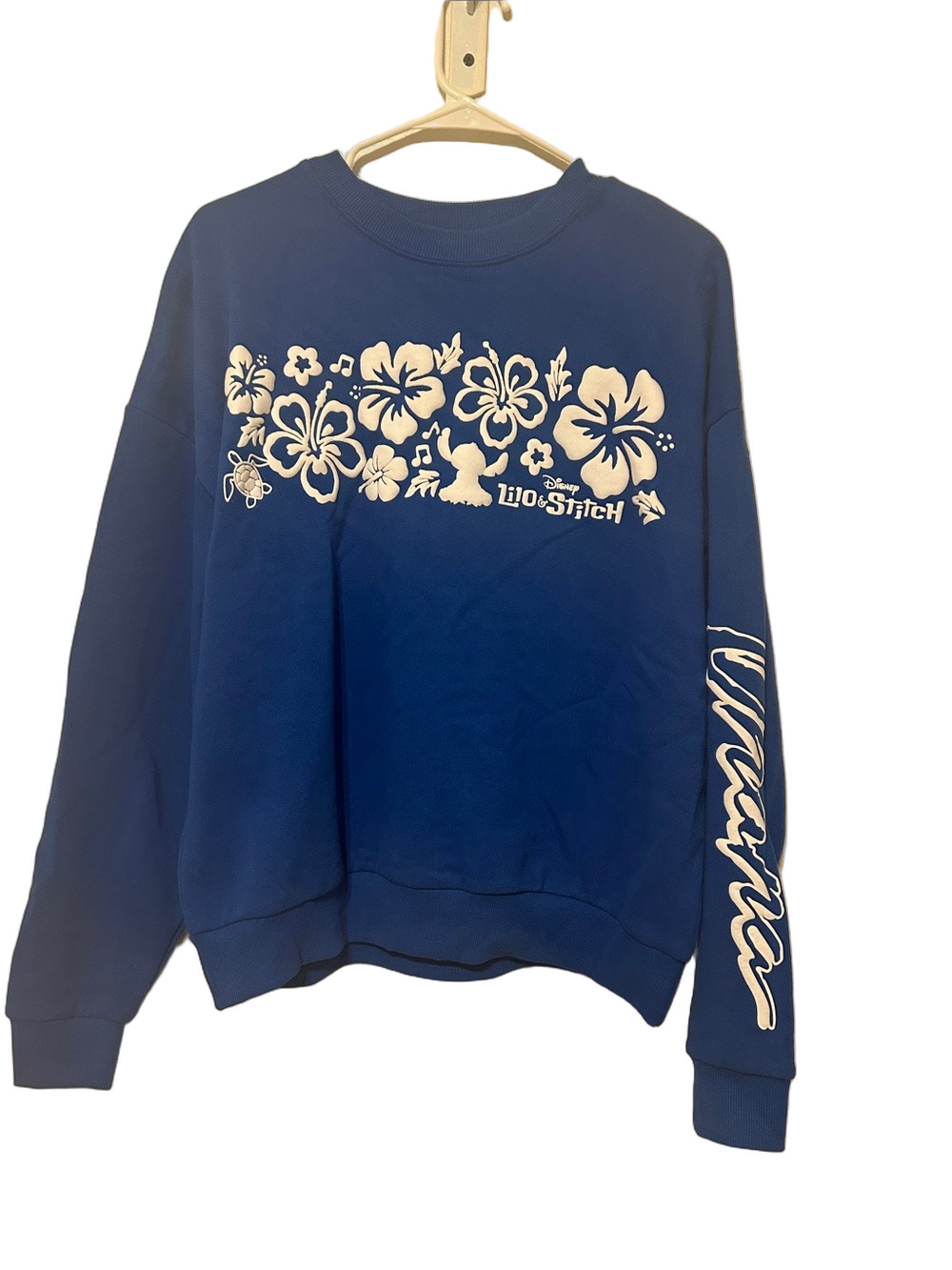 🍎Disney Blue Lilo & Stitch Floral Crewneck Sweatshirt size S NWT